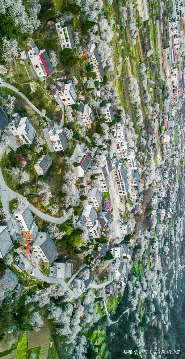 凤凰古城自驾十堰攻略,十堰晚上最美的路线