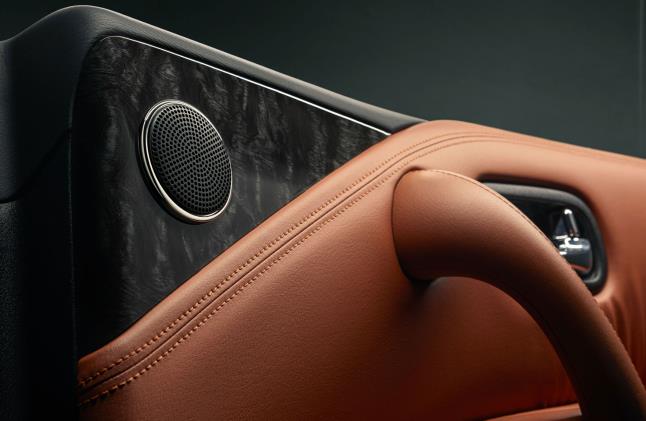 新款日产途乐中东版海外实车内饰,日产途乐y61中东版