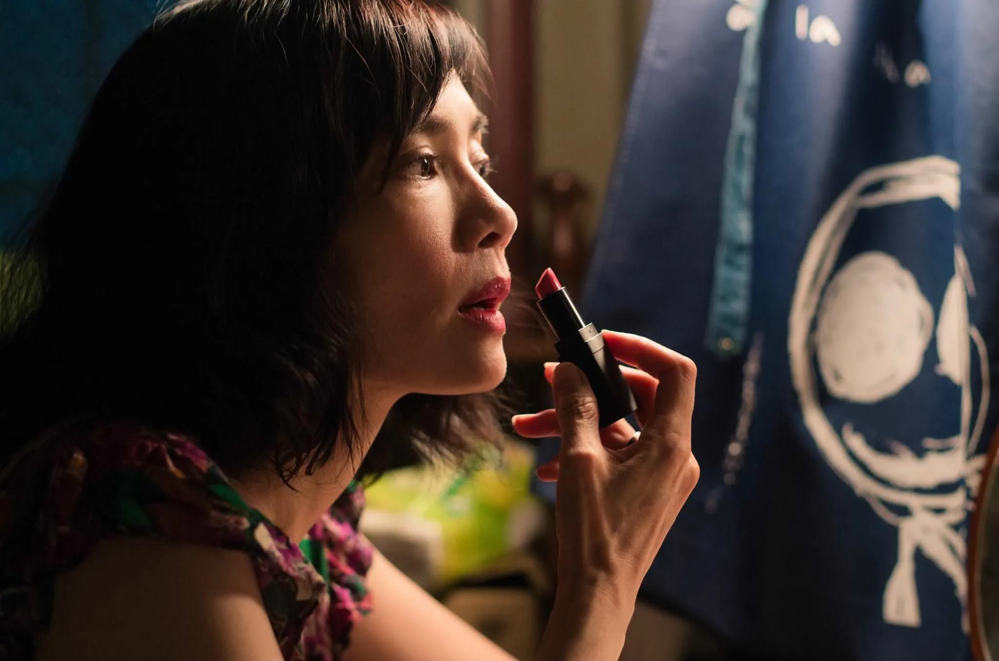 寂寞女恋上重病男，留守妻子“性压抑”背后是中年女性的隐痛