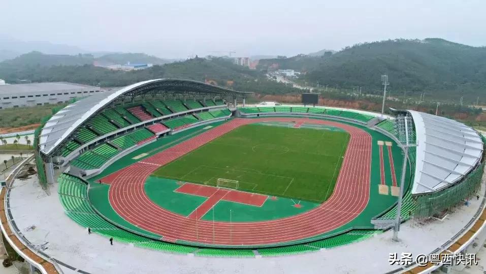 云浮新建的体育场,云浮新区体育场