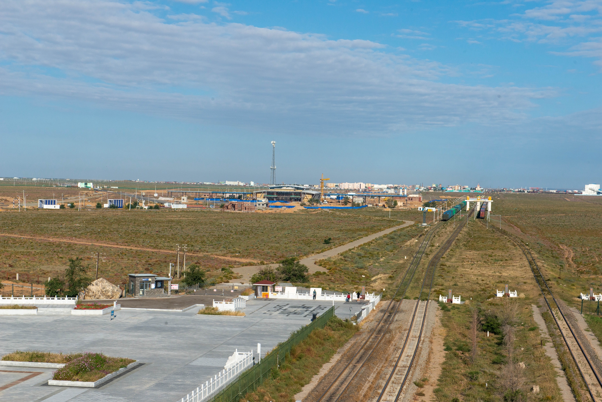 二连浩特到新疆边境游,内蒙古自驾游二连浩特