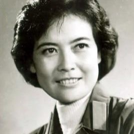 杨雅琴苦菜花图片,杨雅琴悲剧人生