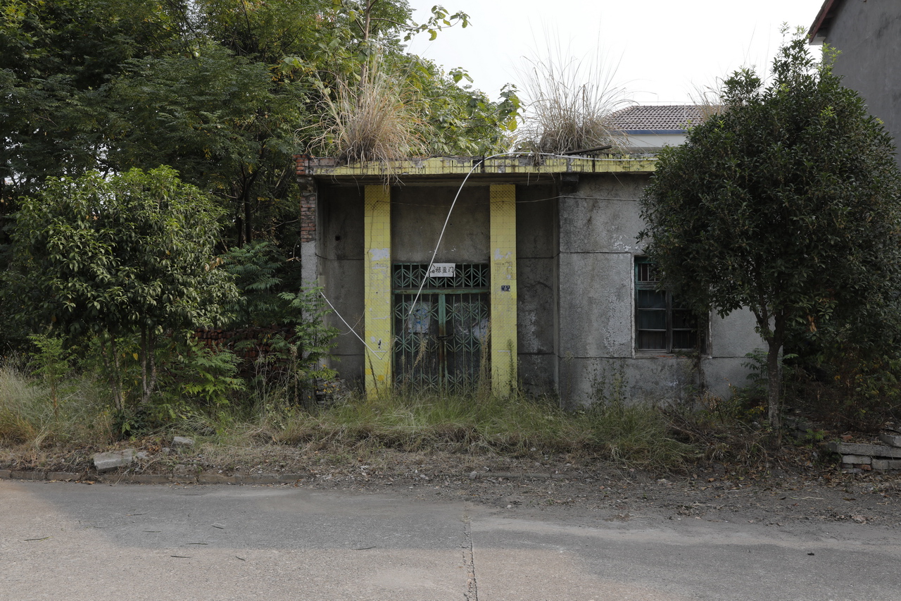 湖北险峰机器厂历史,险峰机器厂简介