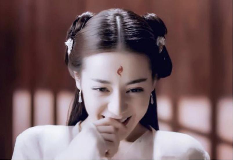 如何选择适合自己的化妆品牌子,大牌化妆品vs平价化妆品对比