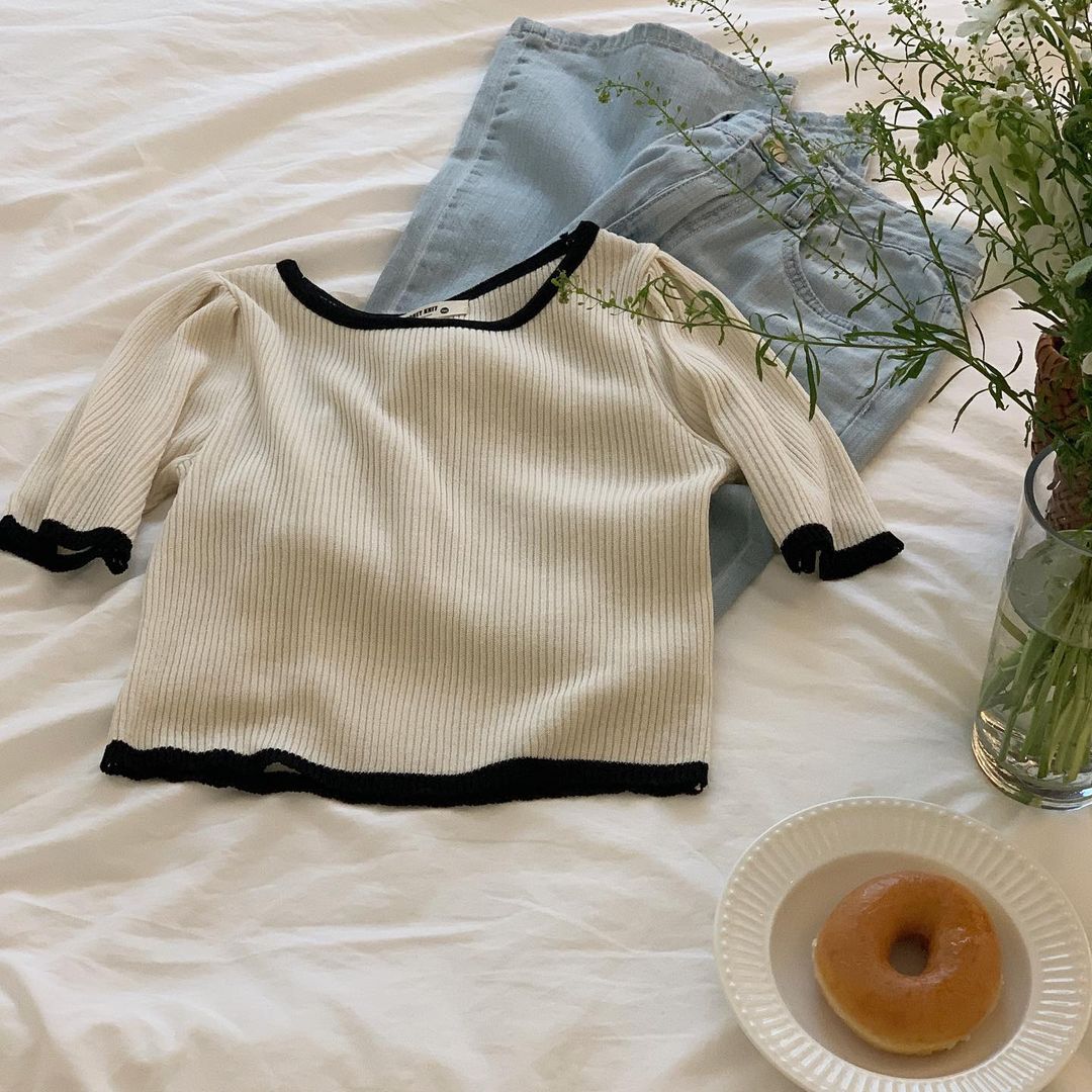 男士衣服领口松了,衣服领口变松了怎么恢复