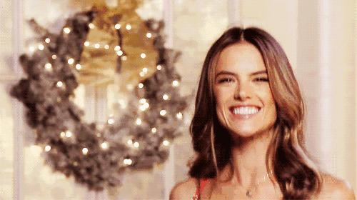 圣诞节限定的大牌香水,华伦天奴圣诞限定礼盒香水小样