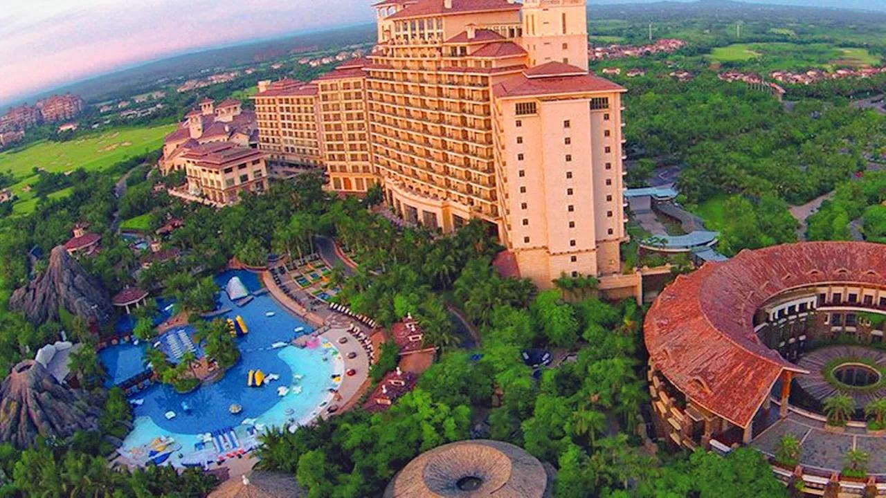 海南第一家五星级酒店叫什么名字,海南5家特色酒店有哪些