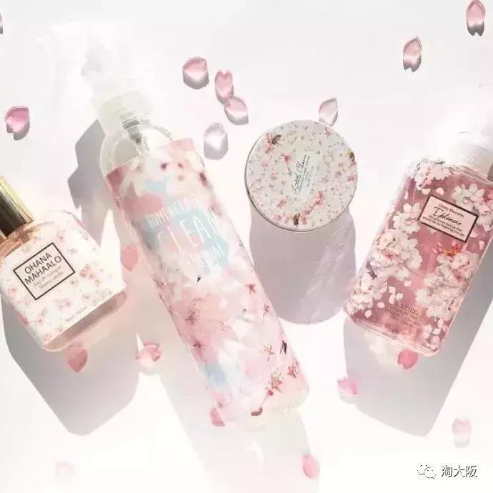 三宅一生baobao发布会,三宅一生钻石包樱花粉