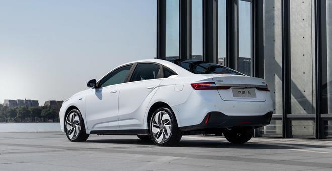 九号电动车e200p长途旅行,推荐一款跑长途的电动车锂电池