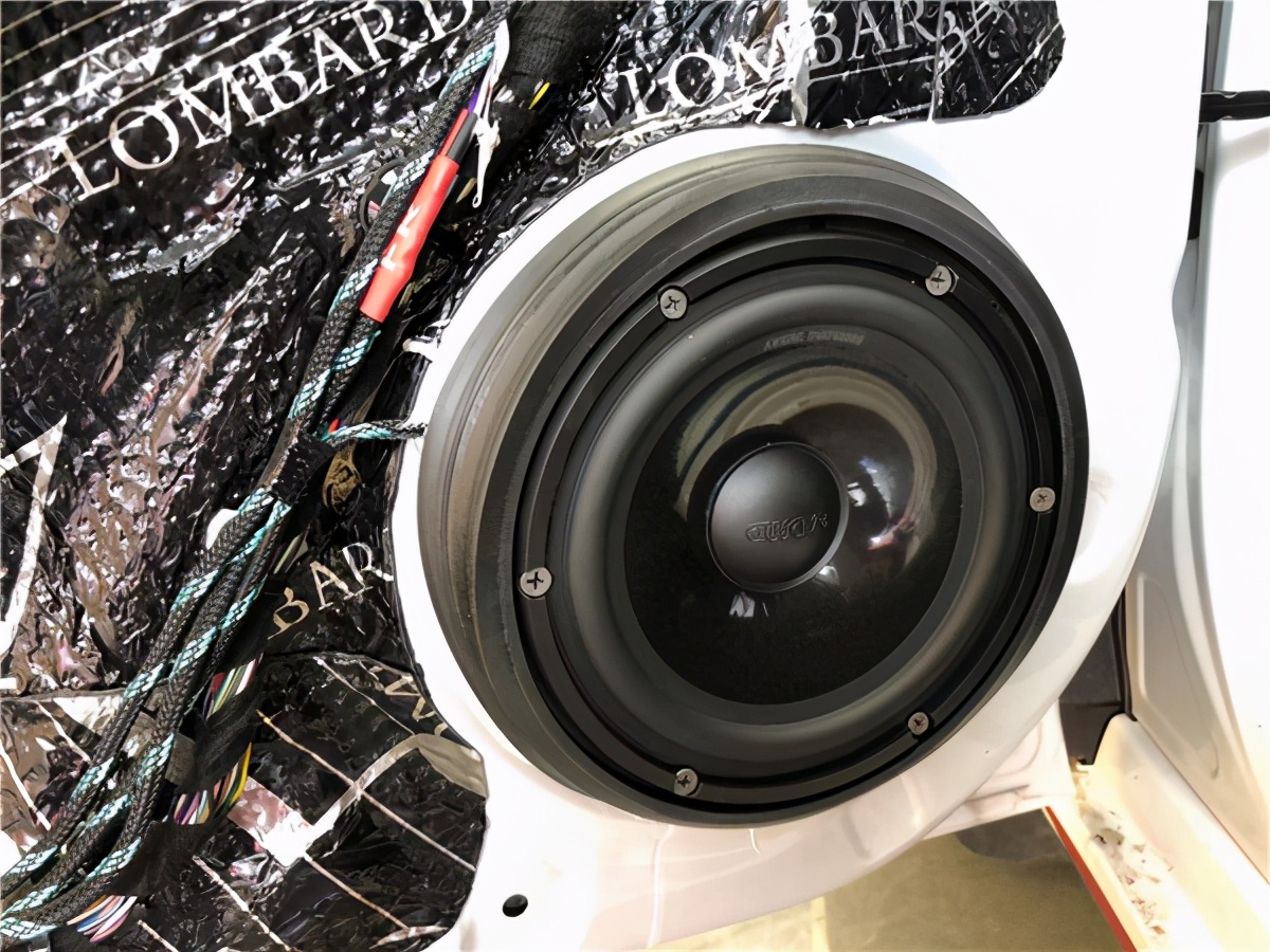 大众探岳原厂喇叭是多少瓦,探岳中置喇叭效果好吗