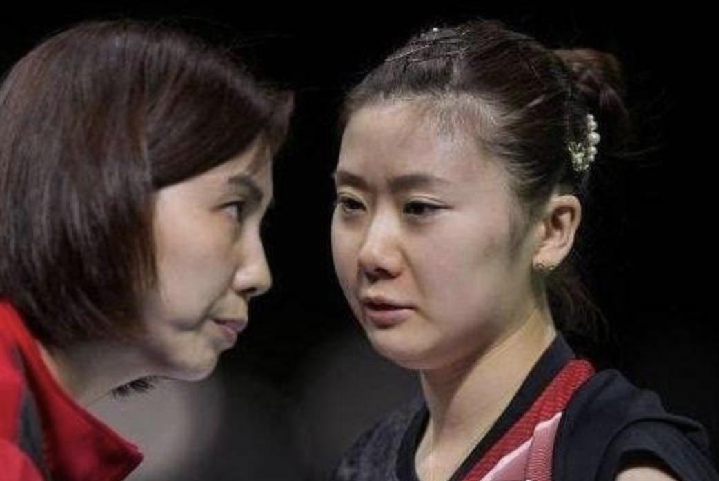 福原爱和汤媛媛的关系,汤媛媛现场指导福原爱