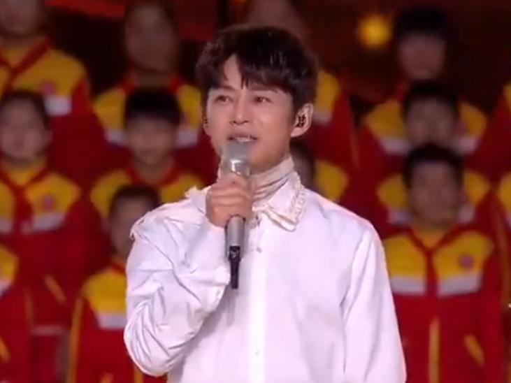 吴昕维嘉海涛做客何炅向往的生活,湖南卫视跨年何炅抢汪涵词