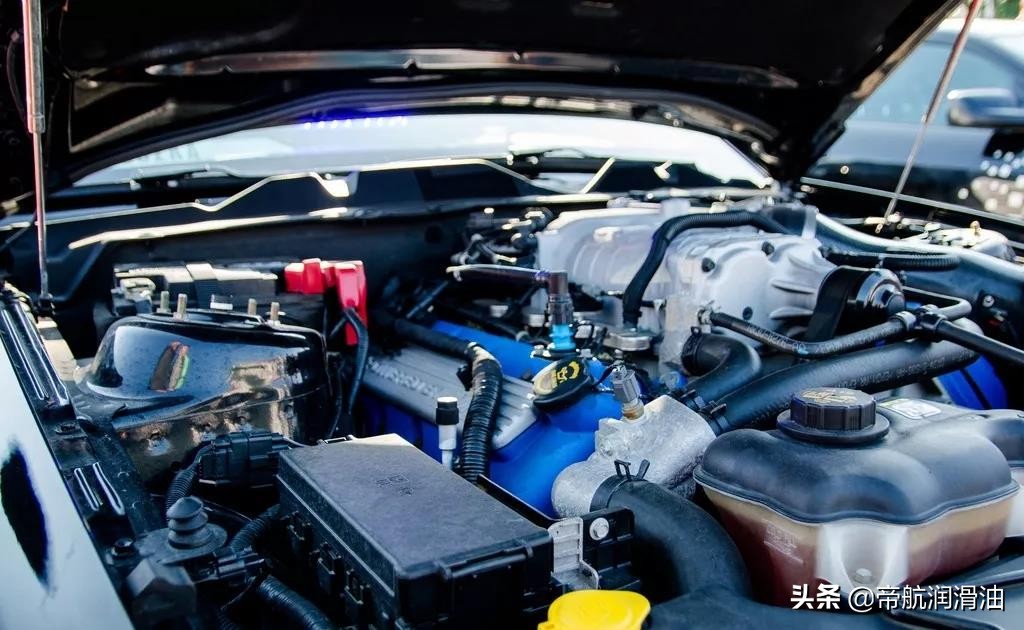 机油罐底沉淀是什么原因,汽车机油会沉淀