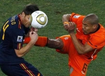 欧文谈假摔,分析欧文假摔裁判误判的原因