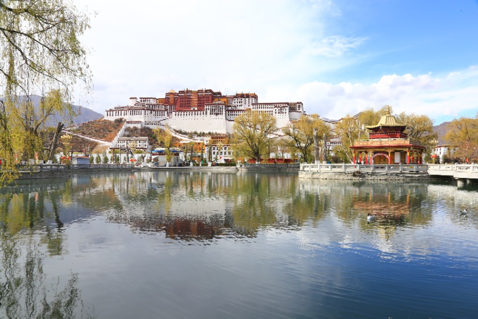 西藏旅游川进青出16天环线攻略,盘点西藏自驾游9条经典线路