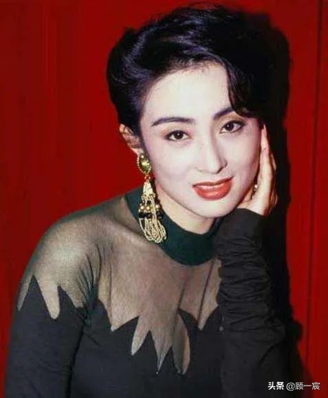 凭借美貌杀入了娱乐圈,张敏靠哪部电影红的