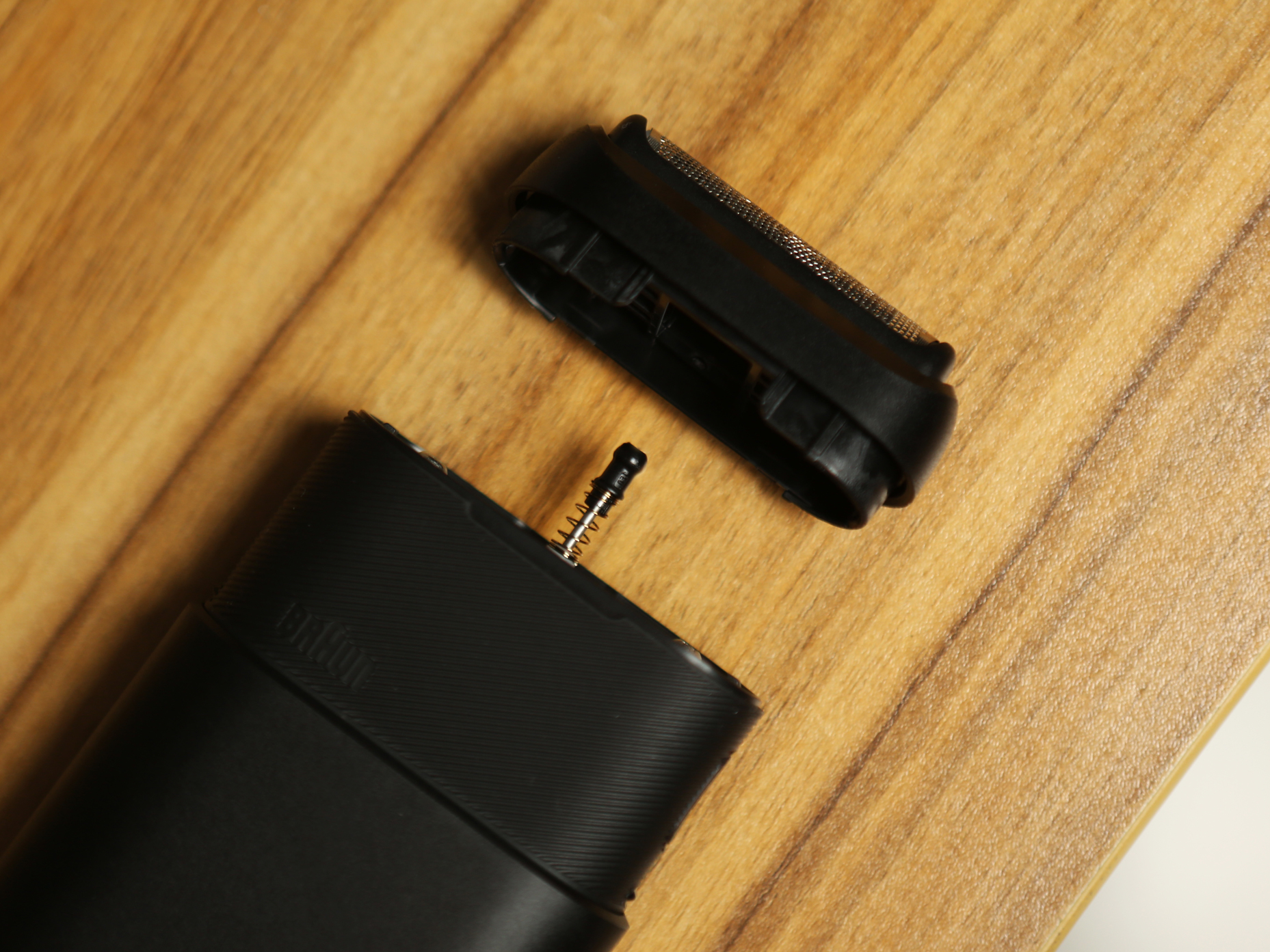 米家博朗电动剃须刀怎么清洗,米家博朗剃须刀正确使用方法