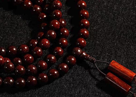 金丝楠不适合做手串,金丝楠手串盘10年以上效果