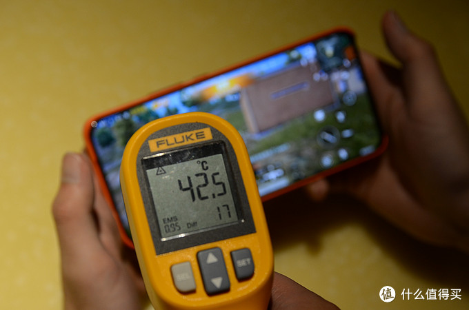 小米11ultra至尊版深度测评最新,感受一下小米11ultra的压迫感