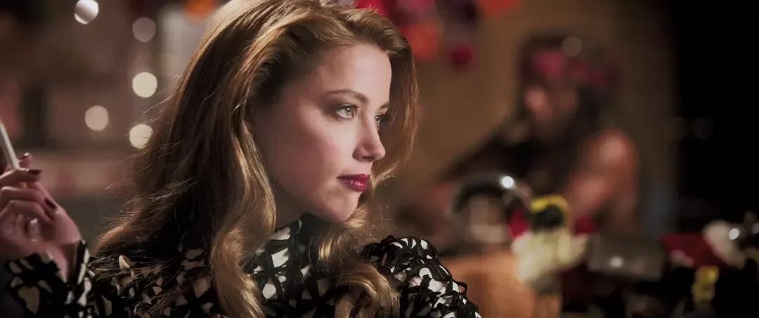 删减42分钟才上映，这部冷门片既香艳又惊艳