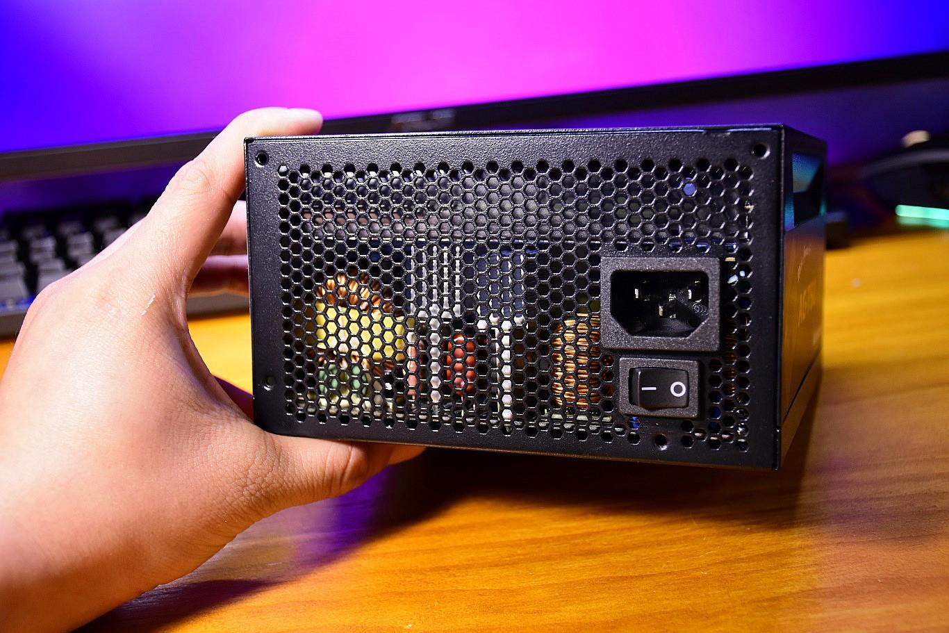 美商艾湃电竞an-750m金牌电源,艾湃电竞an-750m评测体验