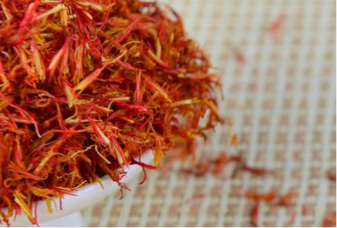 红花对身体有什么危害,红花对皮肤有副作用吗