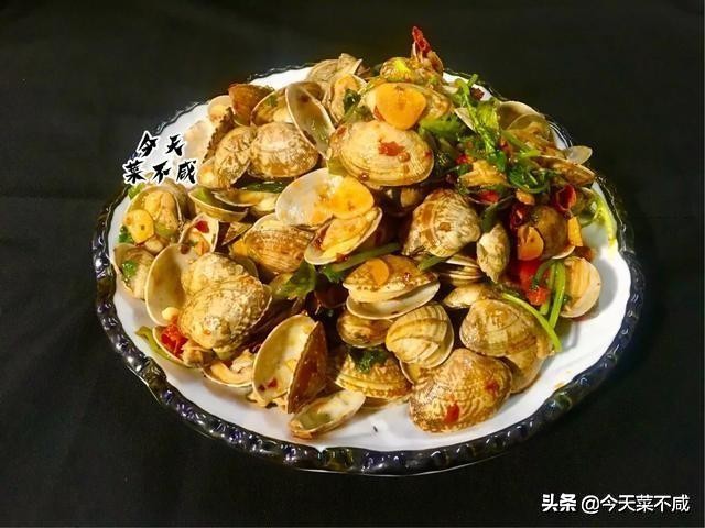 花蛤吐沙放香油是真的吗,花蛤怎么吐沙干净放香油