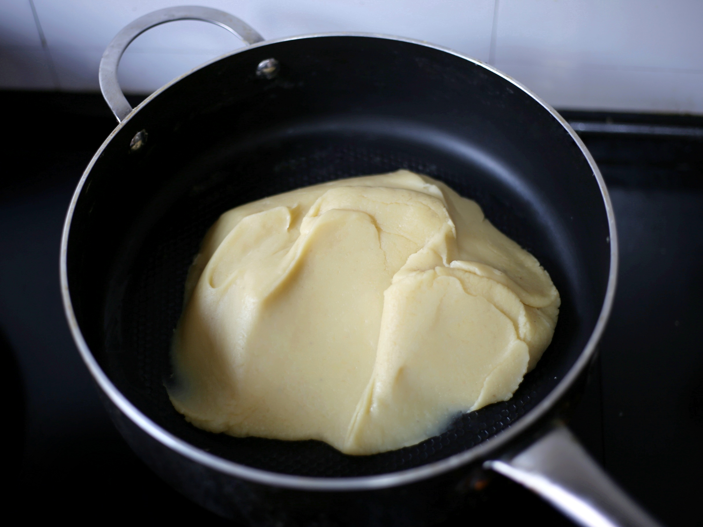冰皮月饼绿豆沙馅料的做法,怎么样做出来的绿豆沙口感好