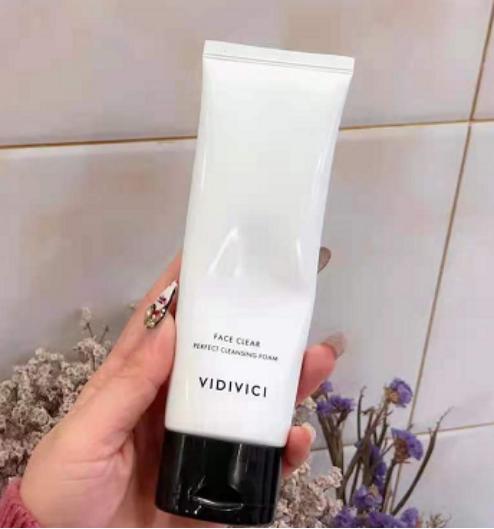 洁面慕斯氨基酸洗面奶测评红黑榜,热门洗面奶哪一款最好用