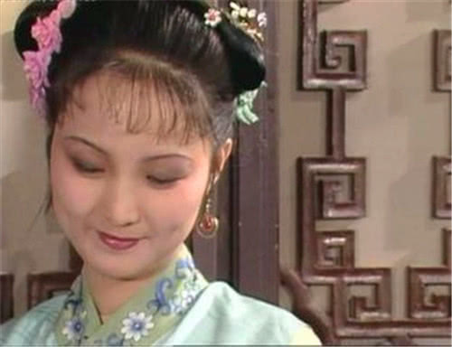 红楼四大丫鬟各具其妙，其中三个都出自贾母手下！