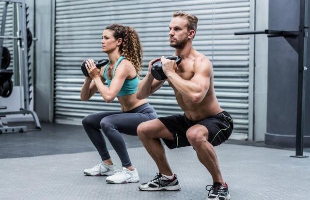 深蹲后膝盖痛一般多久能恢复,深蹲膝盖痛站不起来是怎么了