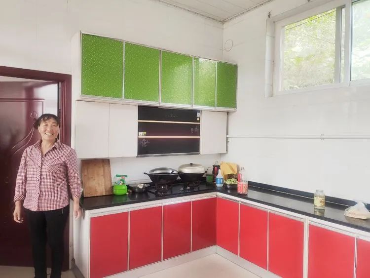 济南申请加入“大乱斗”！@理塘丁真，你的珍珠……泉在这里！