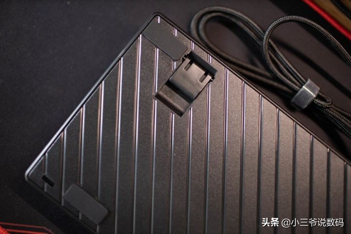 超频三gi-k800,超频三GI801黑曼巴质量如何