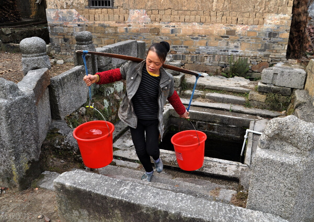 冬天农村户外自来水冻了怎么解决,东北自来水冬天防冻有什么好方法