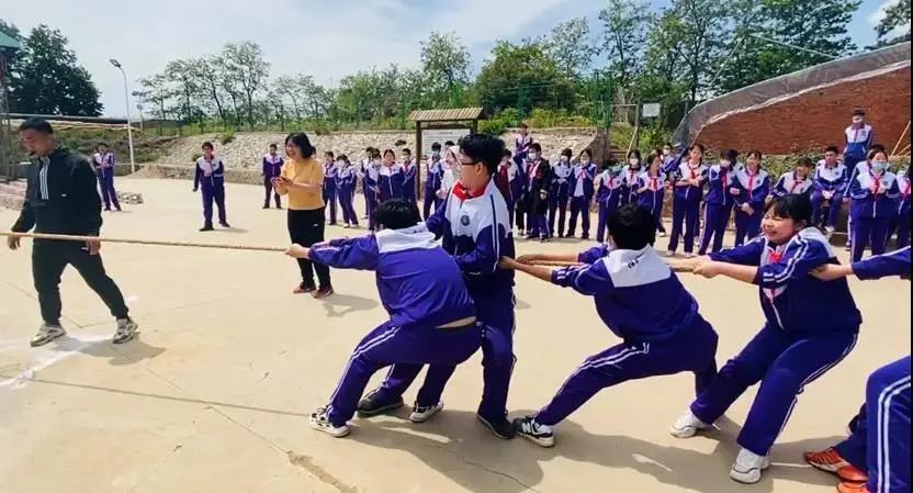 重庆南开中学在全国排名,南开中学很有名吗