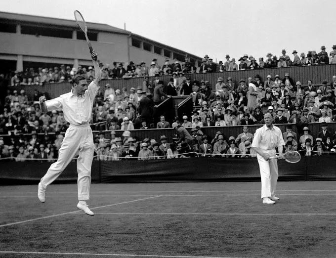 适合新手的好球拍,推荐一款初学羽毛球球拍