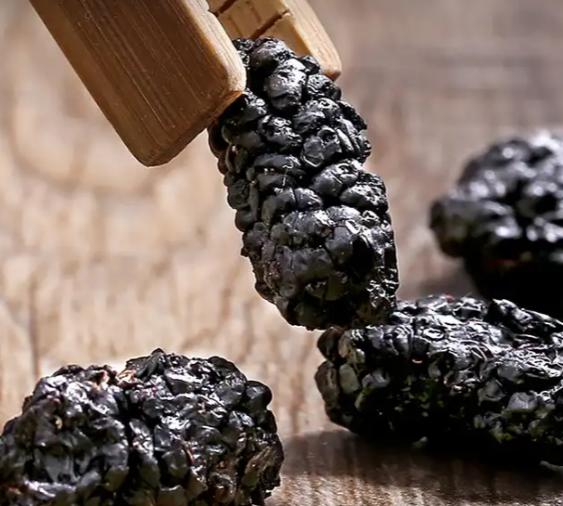 最值得带的新疆干果,南疆和北疆的干果