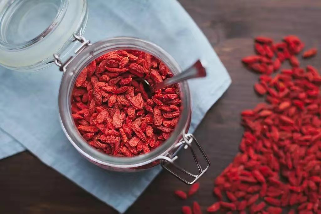 瓜州枸杞和宁夏枸杞的区别,青海枸杞和中宁枸杞区别