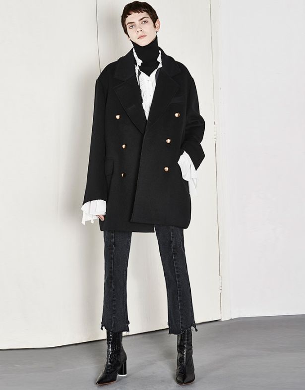 大衣秋冬店铺推荐,秋冬买大衣还是买皮草好