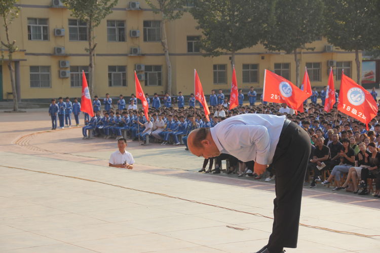 祭孔大典的观后感,祭孔拜师仪式的新闻采访