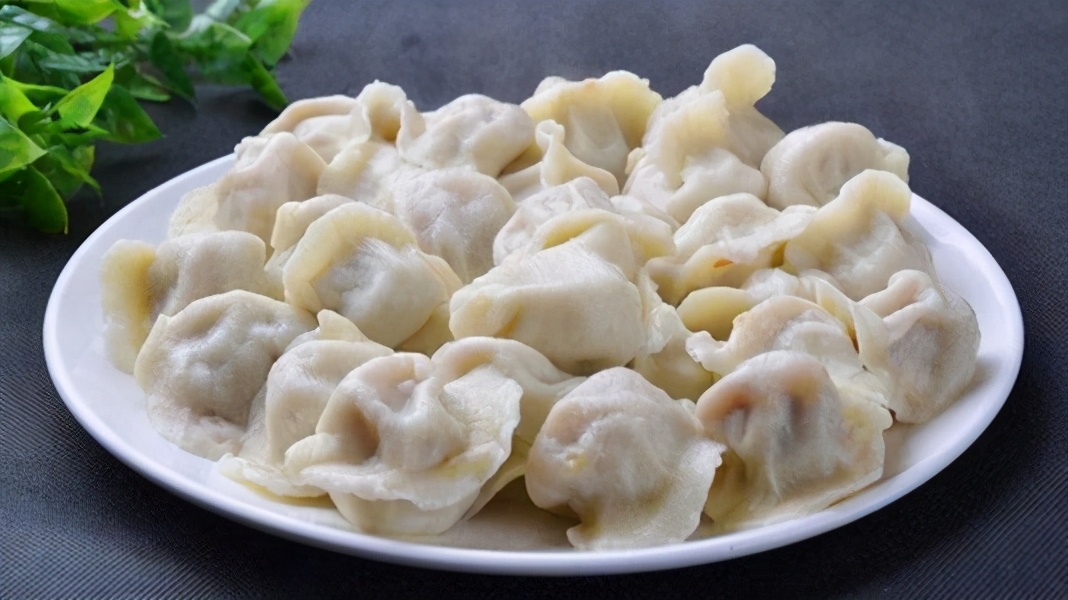 饺子皮的花样的做法孩子早餐,饺子皮馄饨皮做什么早餐好吃