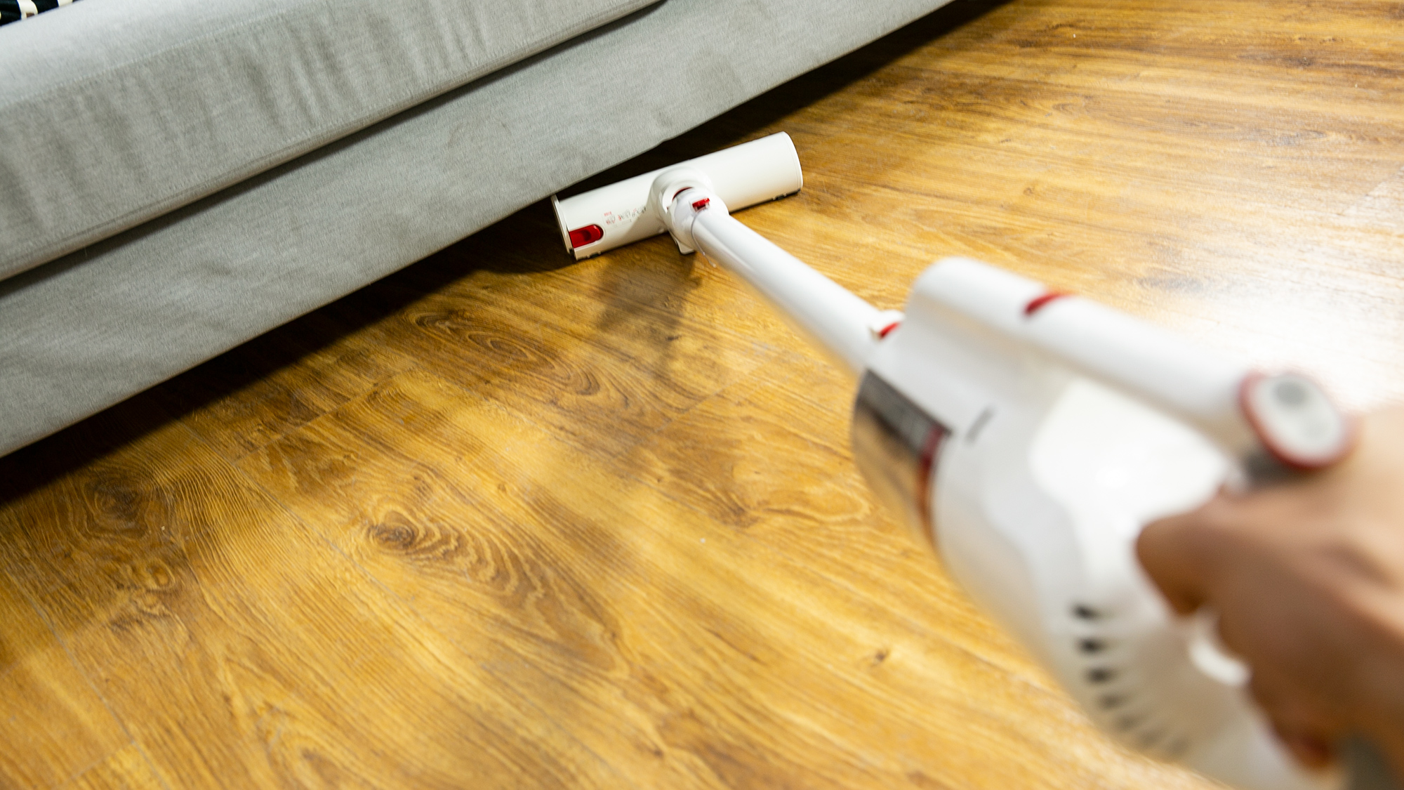 小狗吸尘器t11真实测评,小狗吸尘器t10清理垃圾