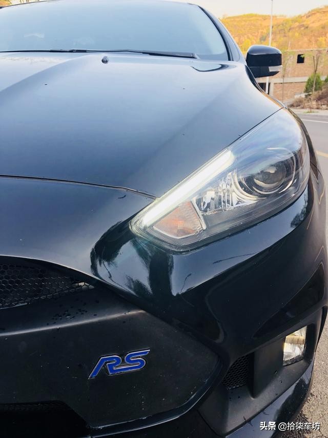 福克斯rs黑白,福克斯rs第二代