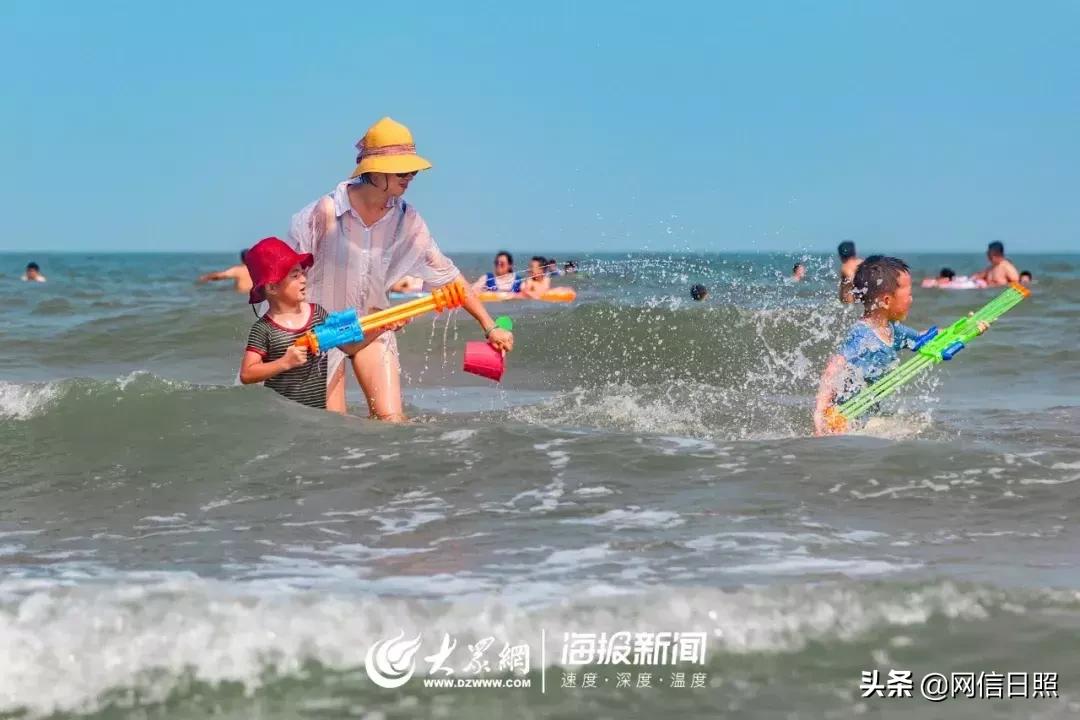 全是东北人的海边,日照海边下饺子