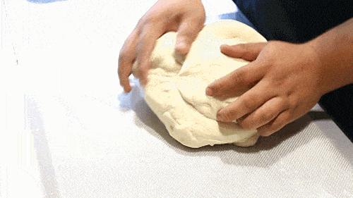 烘焙需要中筋面粉的有哪些,各种烘焙食品如何选择面粉