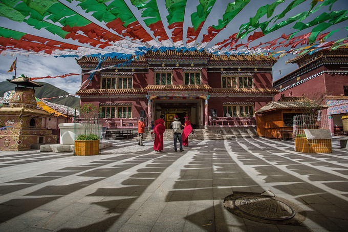八千里路云和月风景,自驾看世界八千里路云和月滇之旅