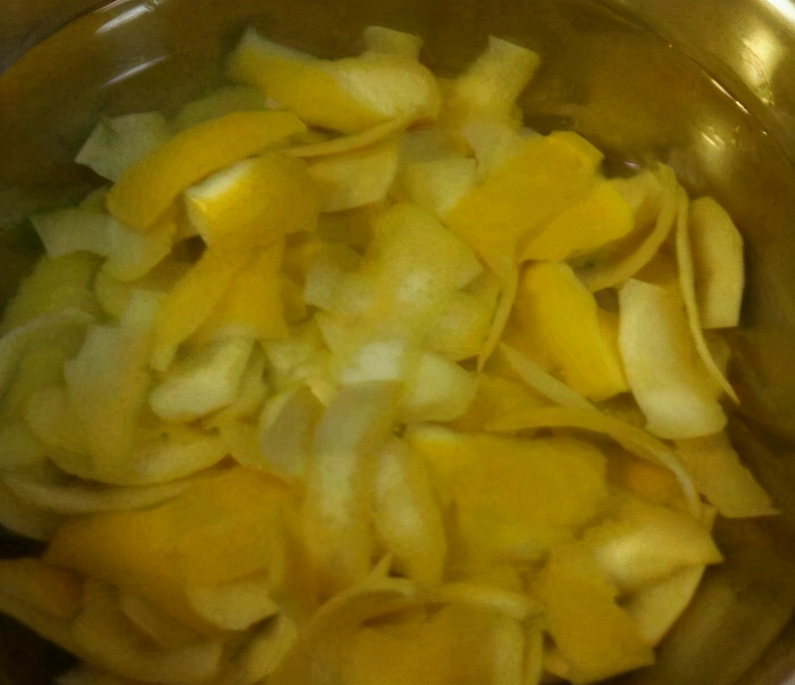 烤箱顽固油渍怎么去除,烤箱油渍时间长了怎么洗掉