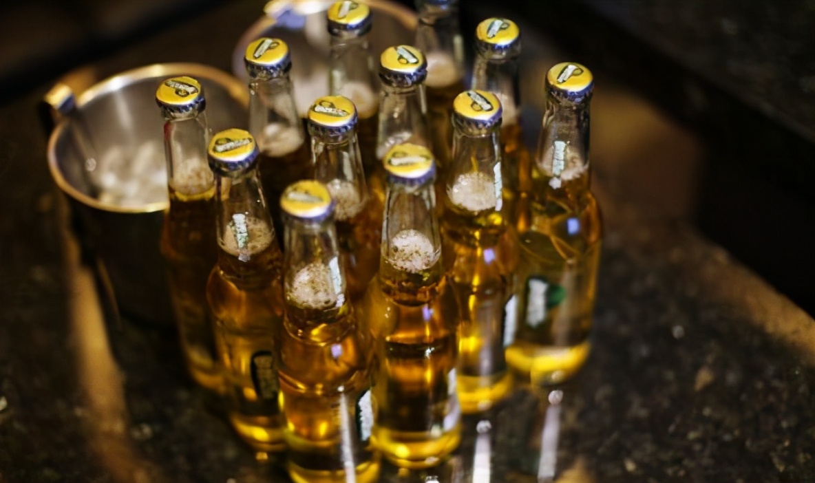 买啤酒看哪些指标,买啤酒买什么配料的