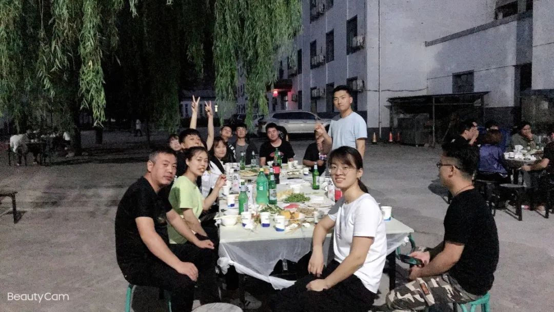 乐业乐活北京总公司十渡之旅完美结束