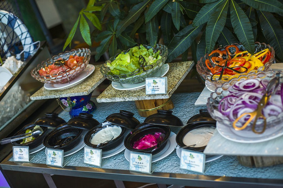 三亚银泰阳光度假酒店附近美食,三亚美食攻略大东海